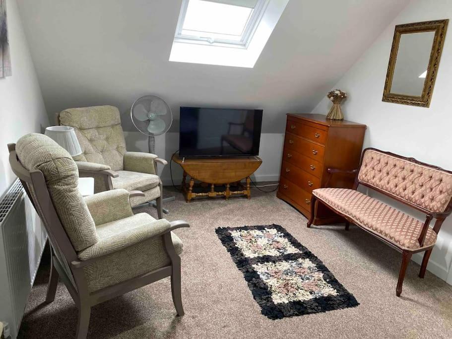 Helens Haven First Floor Apartment Via Stairs 普雷斯顿 外观 照片